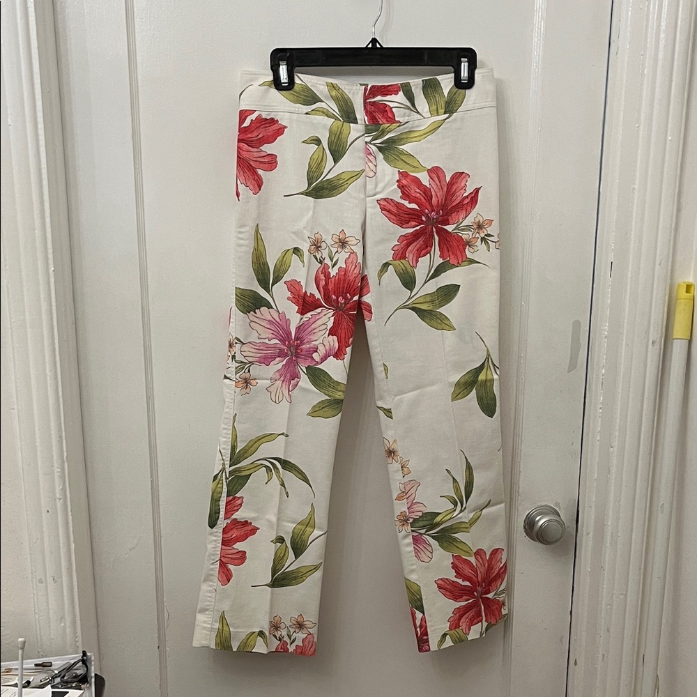 LIQUID Floral Print Cropped Pants